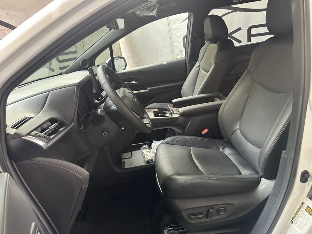 1f07ff0f-ba59-44e5-8f50-9f608d3dbb46