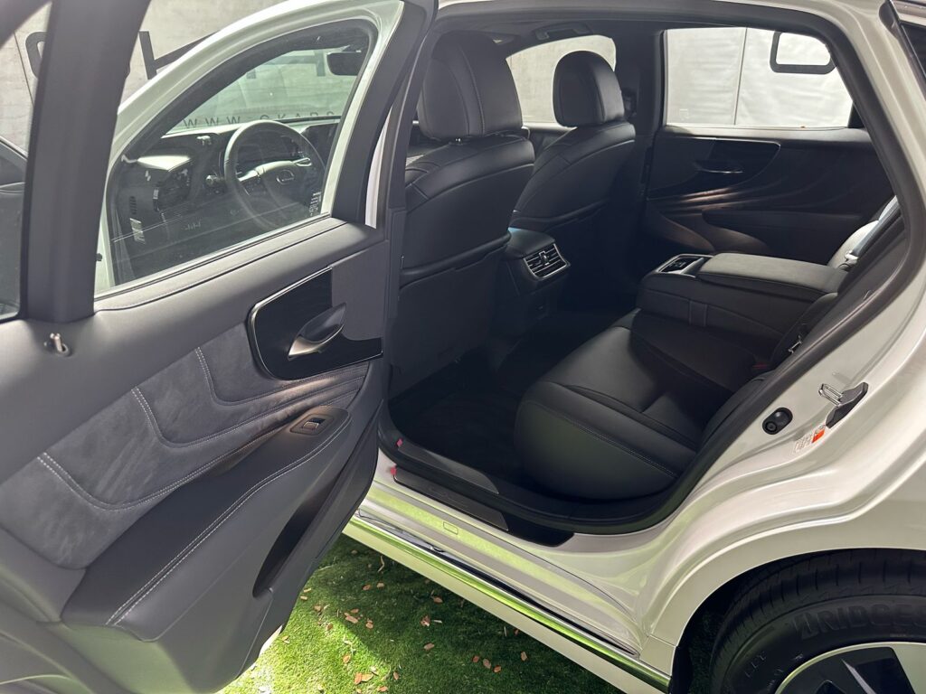 2d533fe3-ba6c-4f88-b590-8a16cc0cb7fc