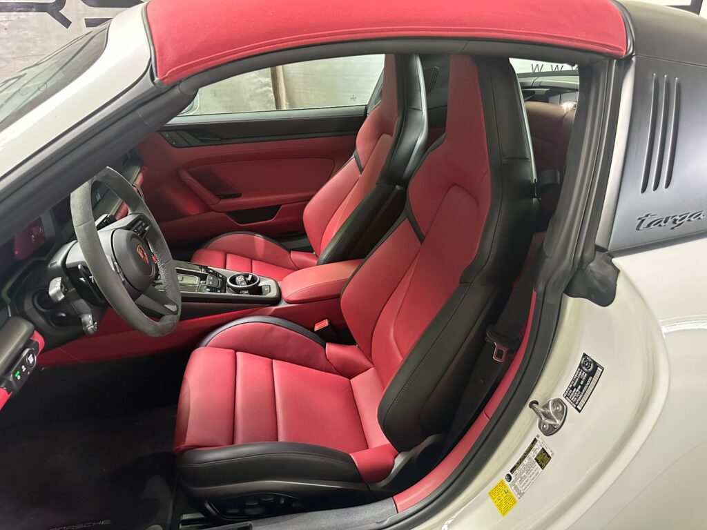 25563094-9c43-43df-8652-9ce69860c977